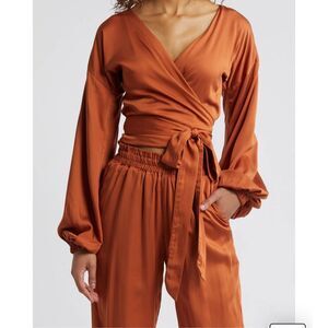 NWOT Diarrablu Aidi Wrap Top